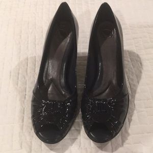 NWOT Nurture  Navy Patent Peep Toe Heels Dark Navy